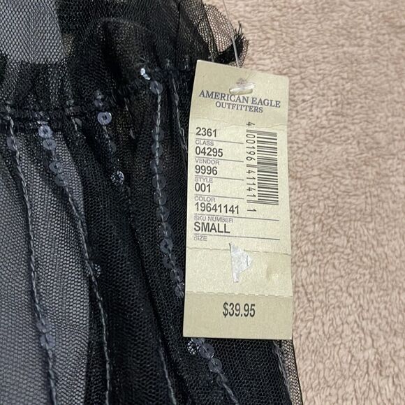 NWT- American Eagle - S - Picture 6 of 7